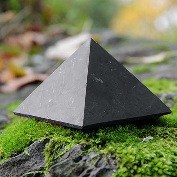 Shungite Unpolished Pyramid 40 mm Healing Protection Schungite Karelia Russia 