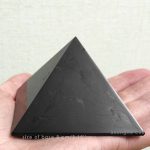 shungite polished pyramid 8 cm