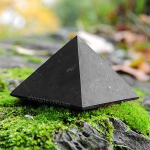 Shungite pyramids